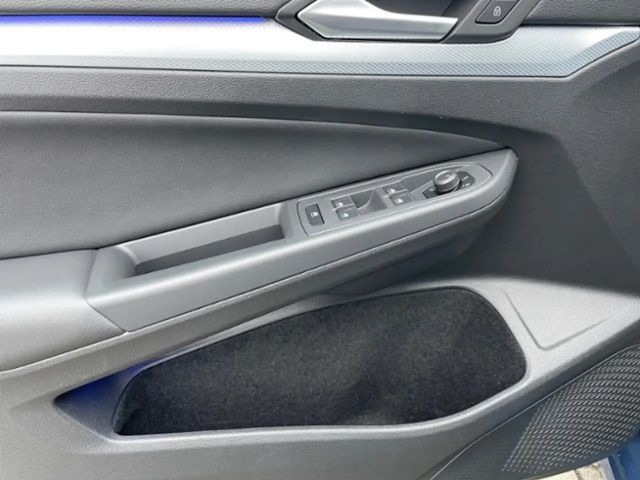 Volkswagen Golf 1.5 eTSI DSG Golf VIII Variant