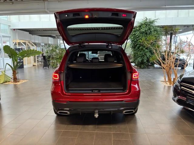 Mercedes-Benz GLC 300 4MATIC AMG Line