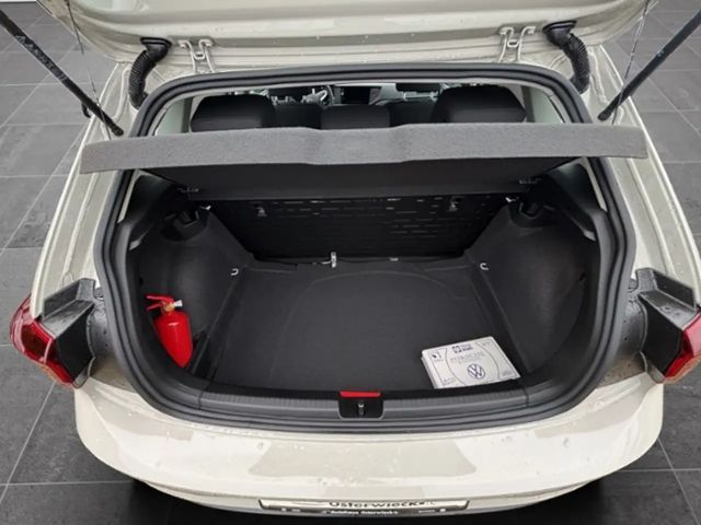 Volkswagen Polo 1.0 / 80 PS / LED / SH / PDC