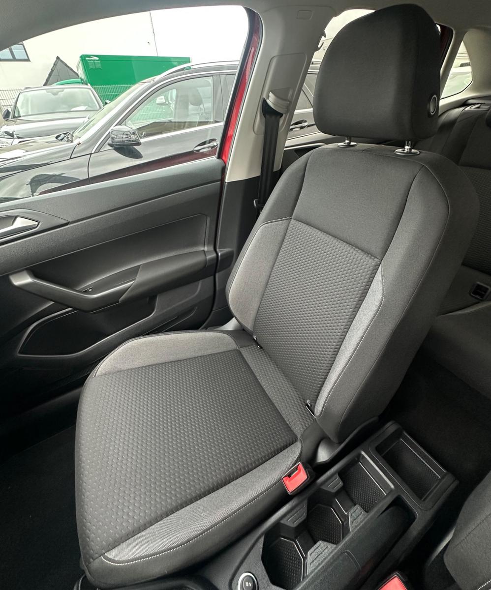 Volkswagen Taigo TAIGO*TEMPOMAT*PDC*CARPLAY*LED-SHZ-DAB-NR