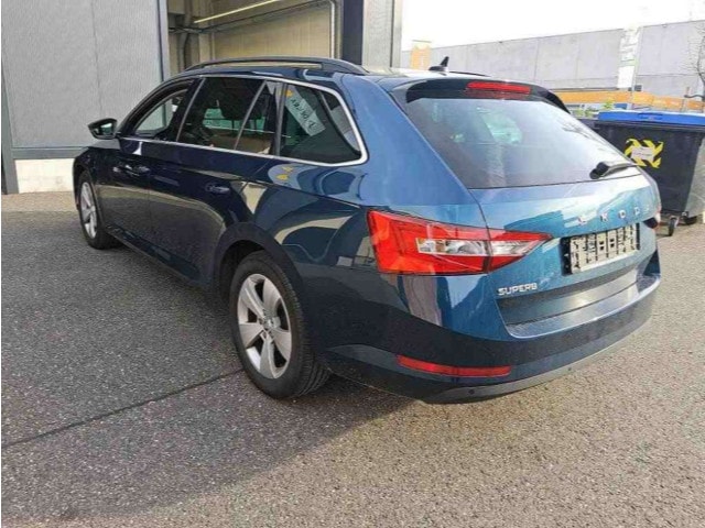 Skoda Superb 2.0 TDI Ambition Combi
