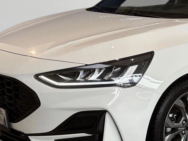 Ford Focus 125PS Benzin/Schaltgetriebe Traveller 1,0 EcoBo...