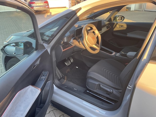 Cupra Born WÄRMEPUMPE/NAVI/SHZ/KAMERA/ACC/MIRROR LINK+++