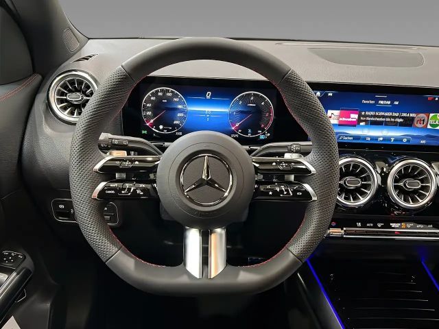 Mercedes-Benz GLA 200 AMG Line GLA 200 d