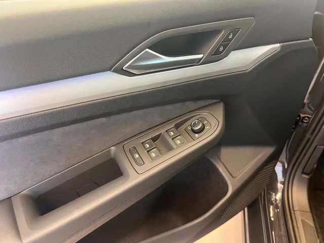 Volkswagen Golf DSG Life Variant