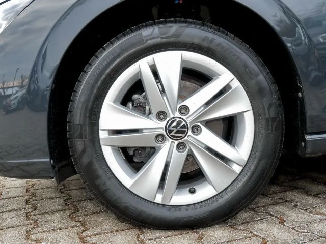 Volkswagen Golf 1.0 TSI Golf VIII Life