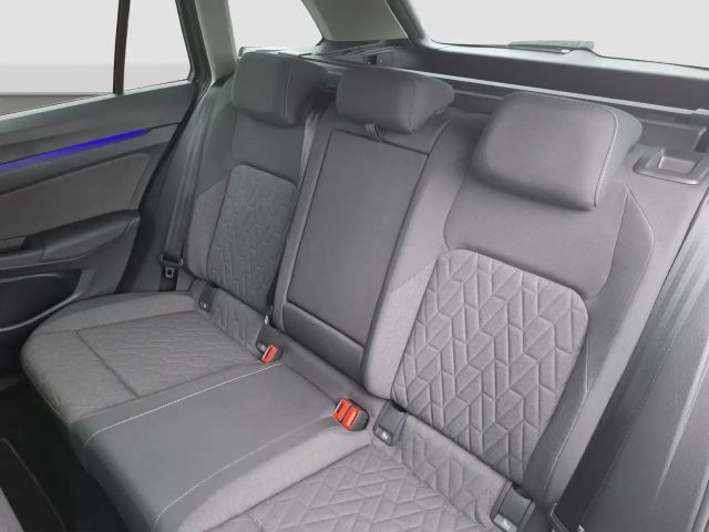 Volkswagen Golf 1.5 eTSI Life Variant