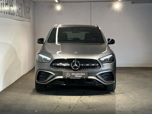Mercedes-Benz GLA 200 4MATIC GLA 200 d