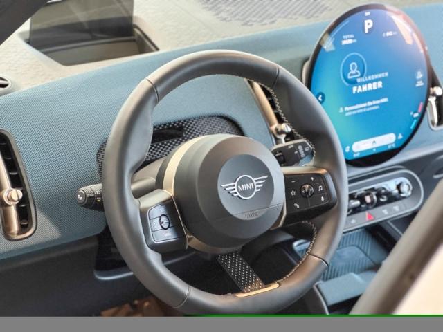 MINI Cooper C Countryman Favoured