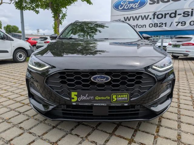 Ford Focus ST Line Wagon