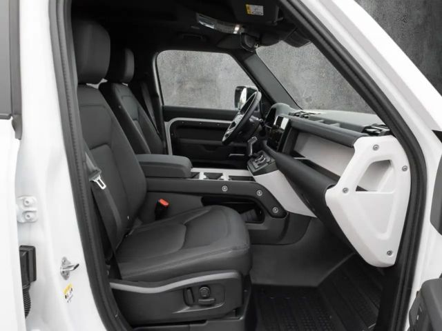 Land Rover Defender 110 D200 Dynamic SE