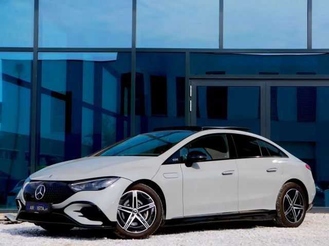 Mercedes-Benz EQE 350 AMG Line Sedan