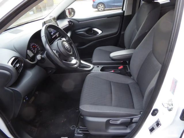 Toyota Yaris Hatchback Hybride VVT-i