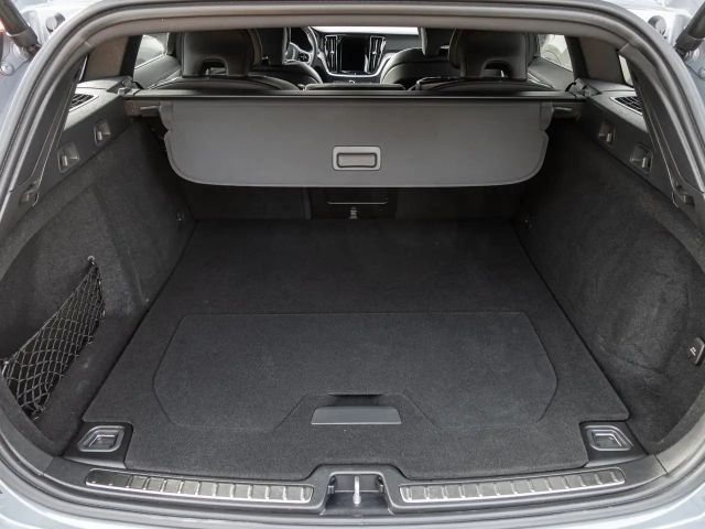 Volvo V60 Cross Country AWD Plus