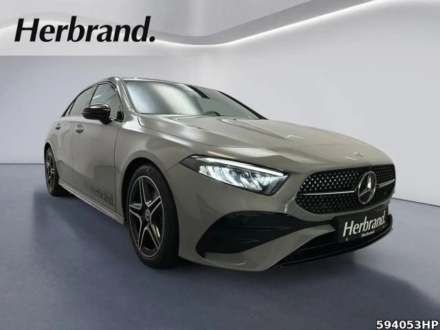Mercedes-Benz A 200 AMG Line