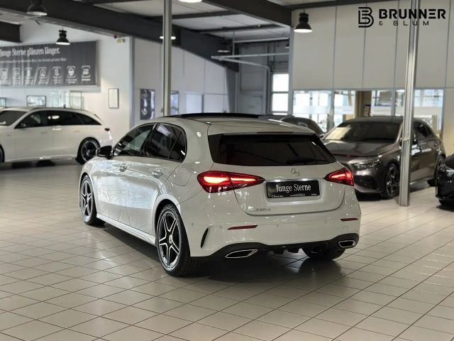 Mercedes-Benz A 220 A 220 d