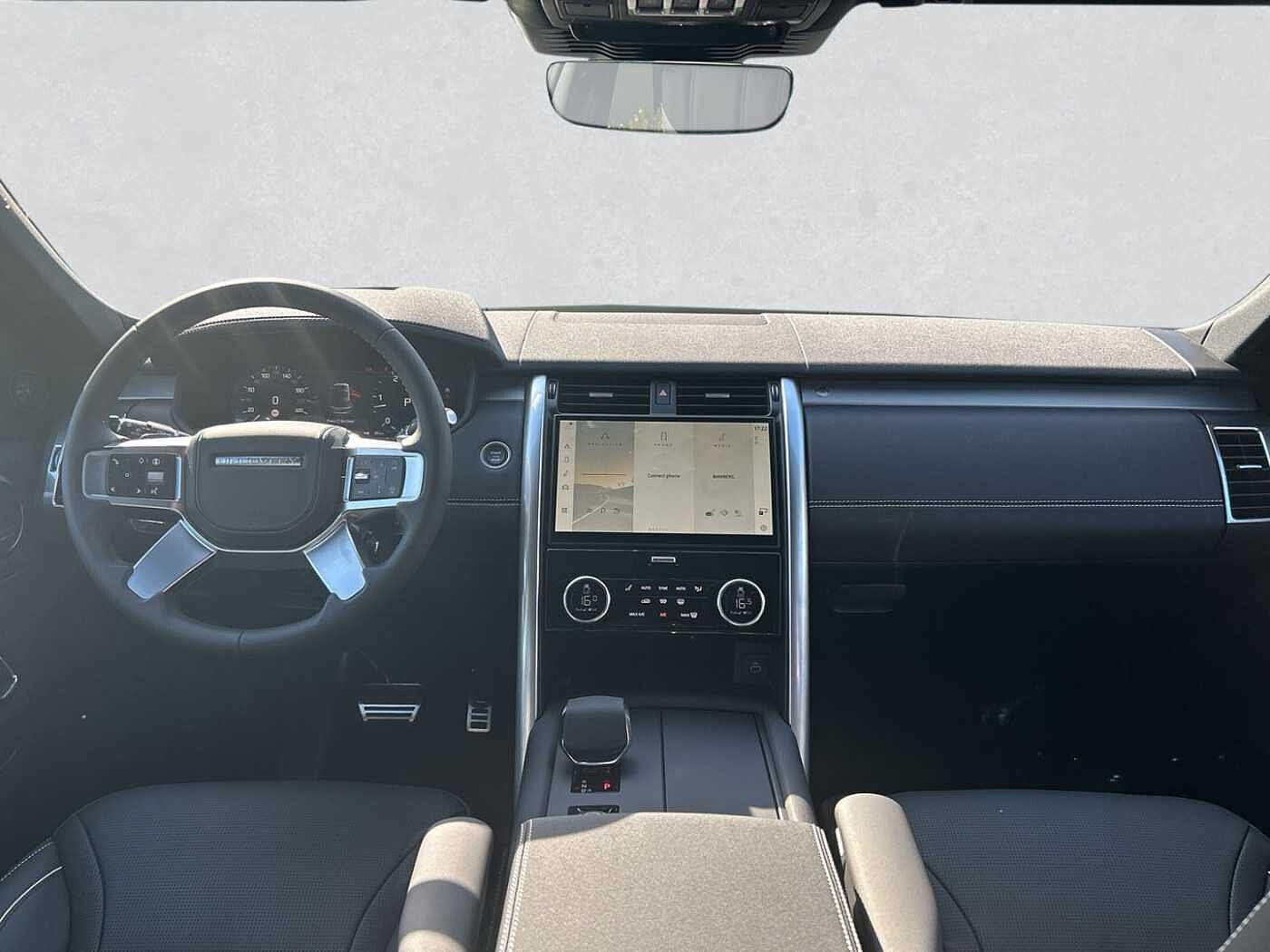 Land Rover Discovery D300 Dynamic HSE