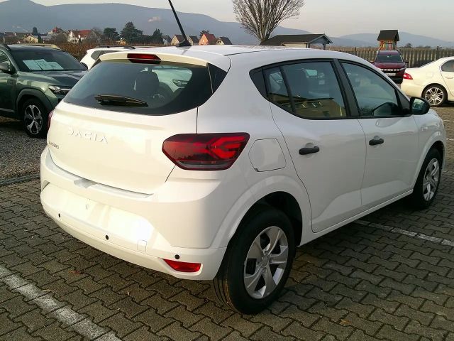 Dacia Sandero Essential