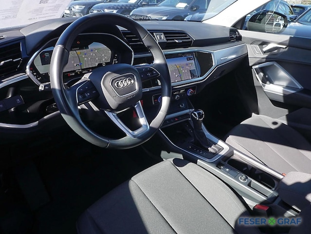 Audi Q3 35 TDI S-Tronic