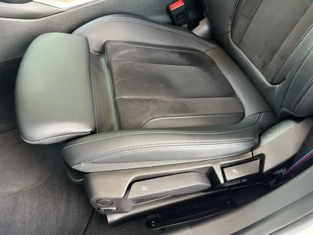 BMW 330 330i M-Sport Sedan xDrive