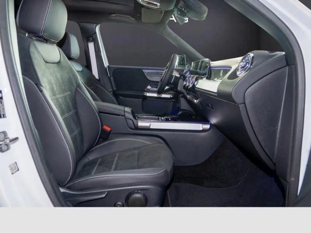 Mercedes-Benz GLB 200 AMG Line GLB 200 d