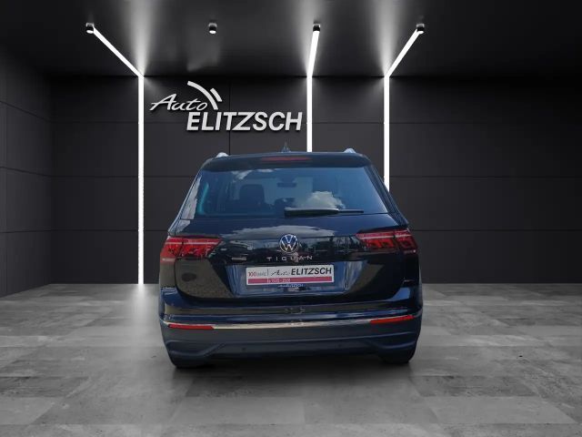 Volkswagen Tiguan TDI United MatrixLED HuD 360° Kamera Keyless AC...