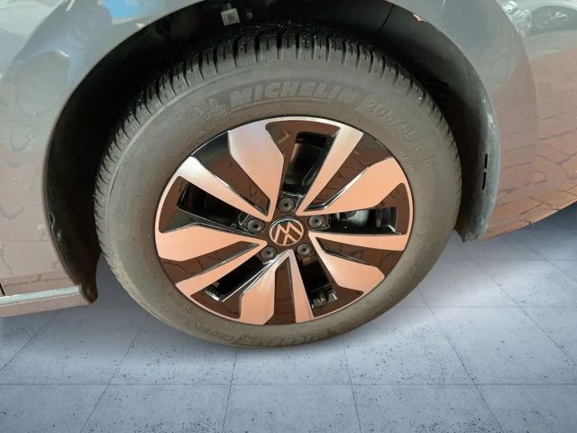 Volkswagen Golf 1.5 TSI Variant