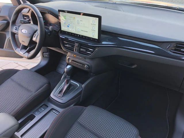 Ford Focus EcoBoost ST Line