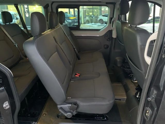 Renault Trafic Evolution L2H1 dCi 150