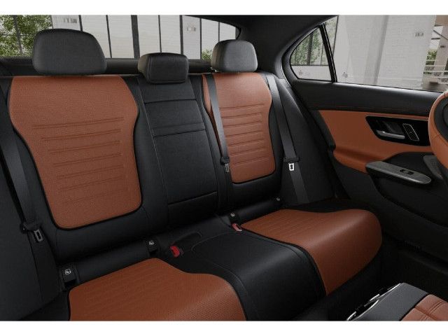 Mercedes-Benz C 200 AMG Line Sedan