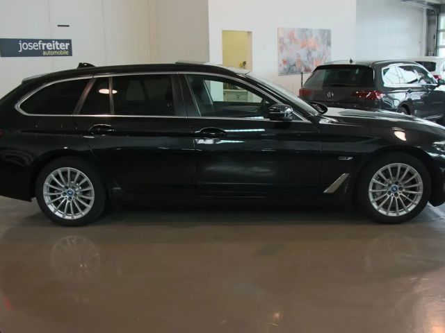 BMW 530 530e Touring