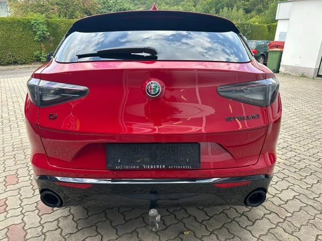 Alfa Romeo Stelvio Q4 Veloce
