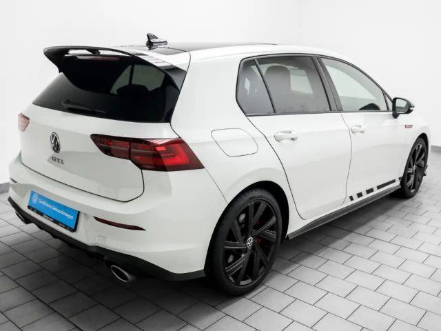 Volkswagen Golf DSG GTI Style