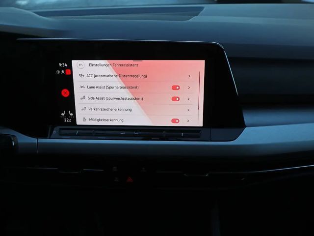 Volkswagen Golf DSG Life Variant