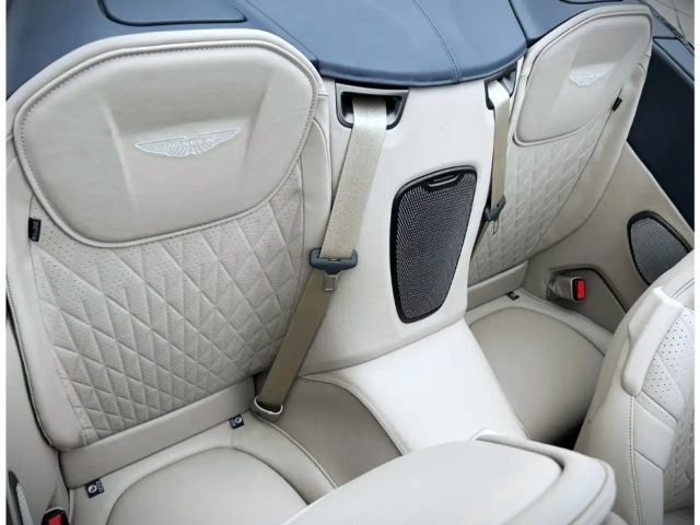 Aston Martin DB12 Volante Carribean Blue Pearl Carbonbremse