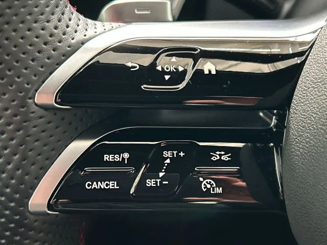 Mercedes-Benz A 180 AMG Line Hatchback