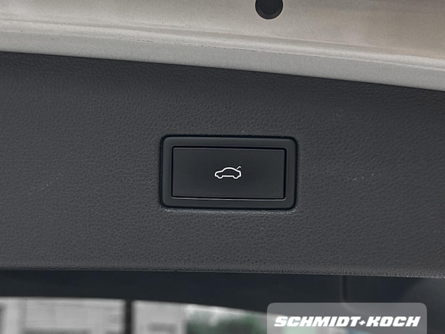 Volkswagen Tiguan Tiguan AHK schwenkb. Navi Lane Assist Sitzhzg.