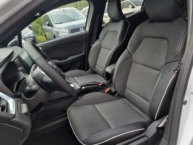 Mitsubishi Colt Intense