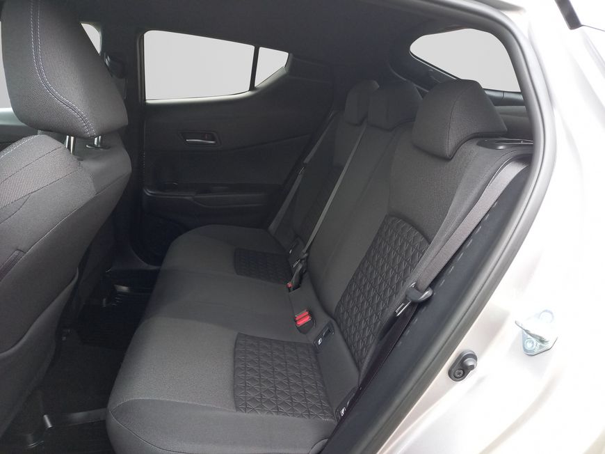 Toyota C-HR 5-deurs Plus