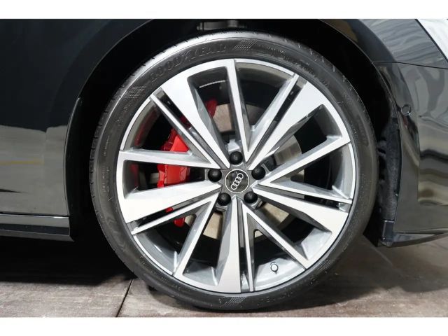 Audi A6 55 TFSI Avant Hybride S-Line