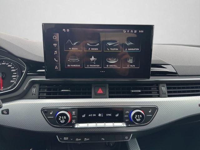 Audi RS4 Avant Quattro