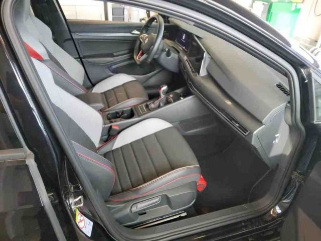 Volkswagen Golf 2.0 TSI GTI