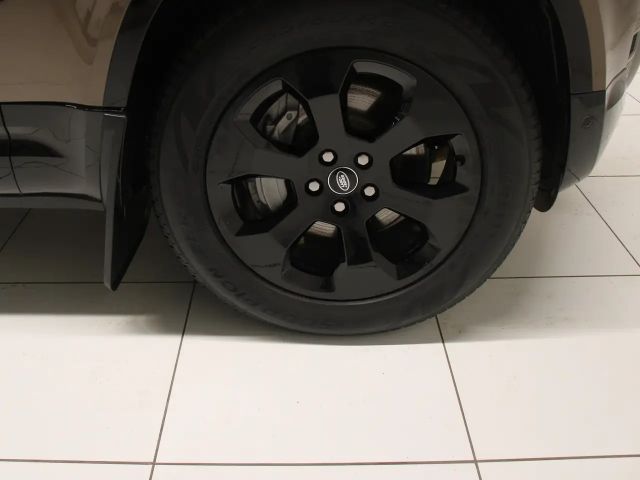 Land Rover Defender D300 Dynamic HSE