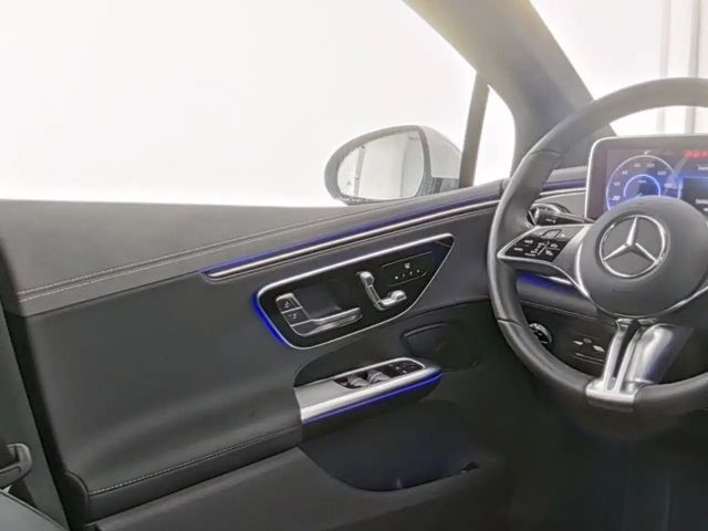 Mercedes-Benz EQE 300 Sedan