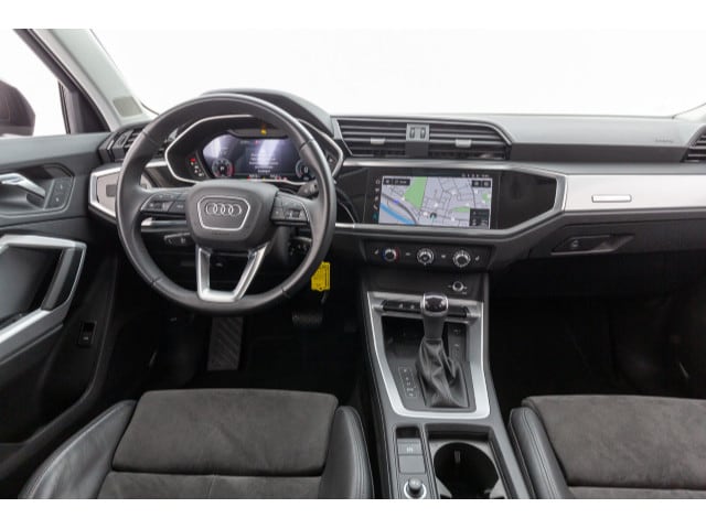 Audi Q3 35 TDI S-Tronic