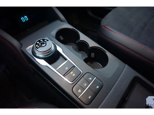 Ford Kuga Plug in Hybrid ST Line X