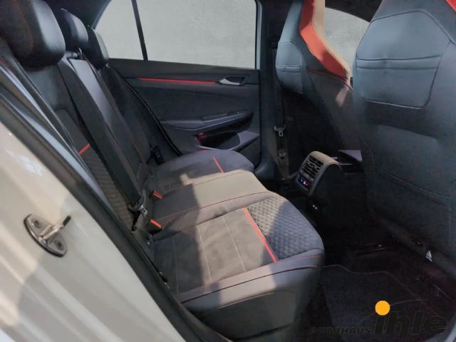 Volkswagen Golf DSG GTI Golf VIII Style