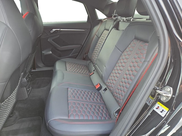 Audi RS3 Quattro S-Tronic Sedan