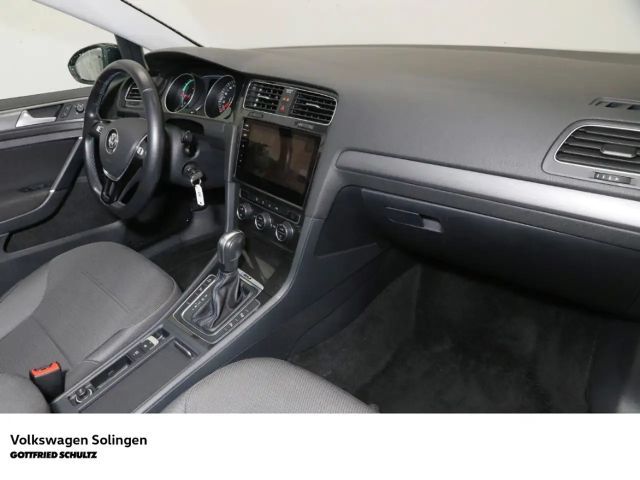 Volkswagen Golf e-Golf