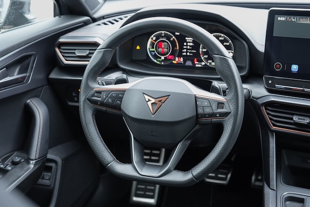 Cupra Formentor DSG VZ e-Hybrid